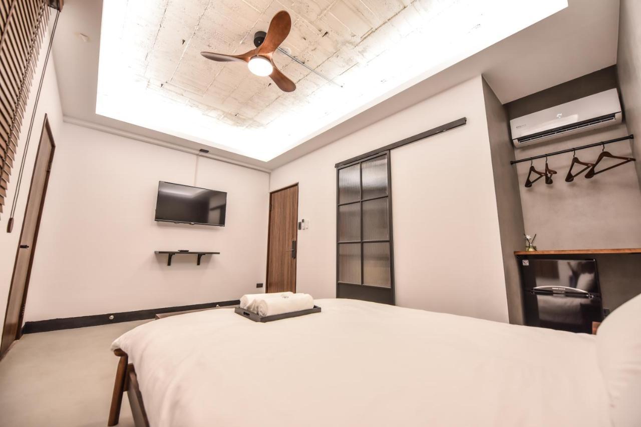 Eryang Homestay Tainan Exterior foto
